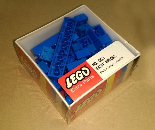 053 Assorted Basic Bricks - Blue