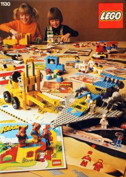 1130 Storage Folder for Building Instructions (16 Internal Pockets)