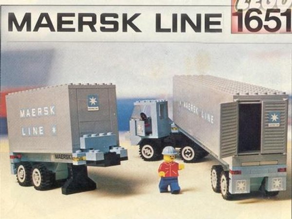 1651-2 Maersk Line Container Truck