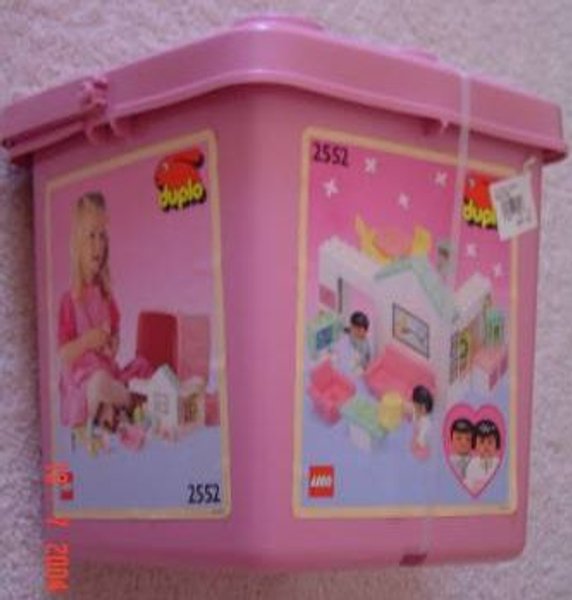 2552 Family Home Bucket