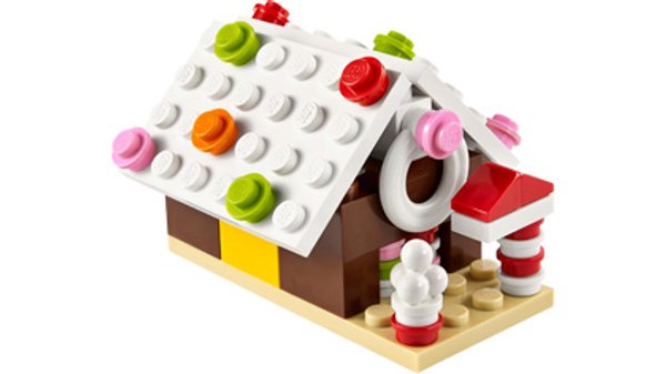 40105 Gingerbread House