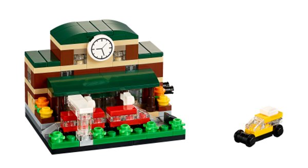 40142 Bricktober Train Station
