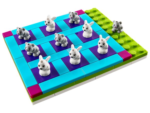 40265 Friends Tic-Tac-Toe