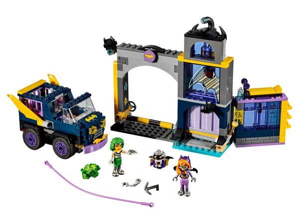 41237 Batgirl Secret Bunker