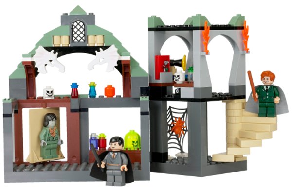 4752 Professor Lupin's Classroom