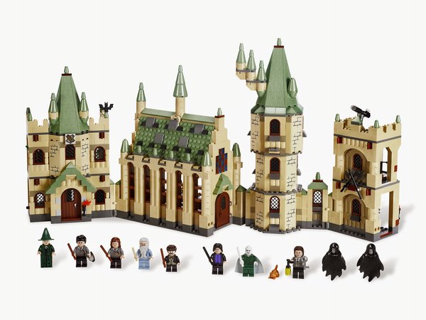 4842 Hogwarts Castle