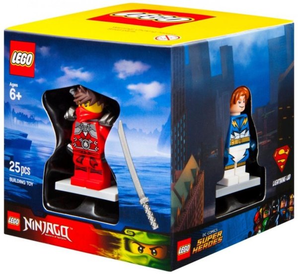 5004077 Target Minifigure Gift Set
