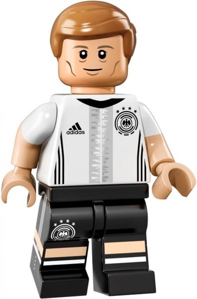 71014-10 Toni Kroos (18)