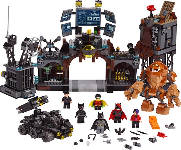 76122 Batcave Clayface Invasion