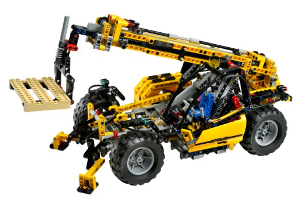 8295 Telescopic Handler