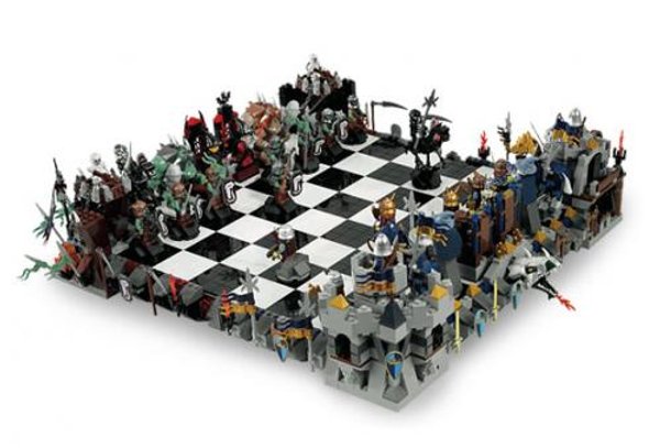 852293 Fantasy Era Castle Giant Chess Set