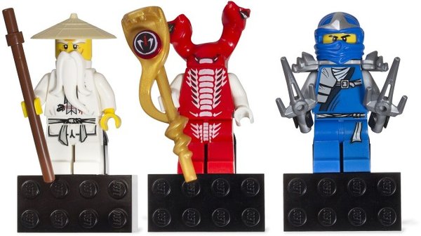 853404 Ninjago Magnet Set