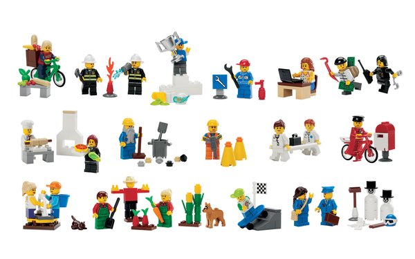 9348 Community Minifigures