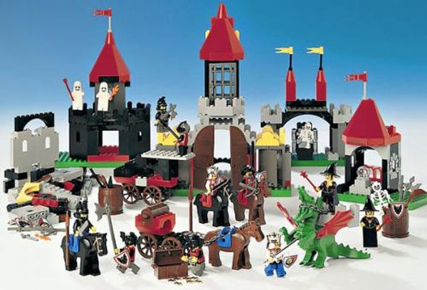 9376 Castle Set