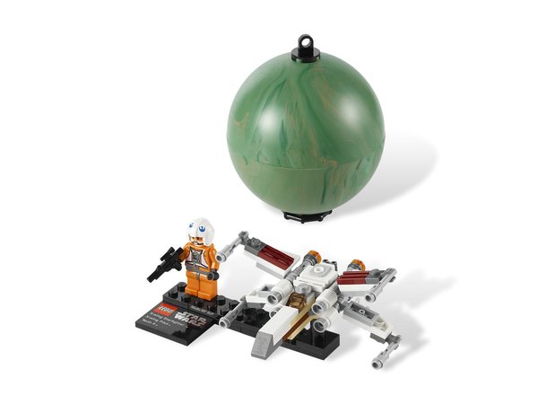 9677 X-wing Starfighter & Yavin 4