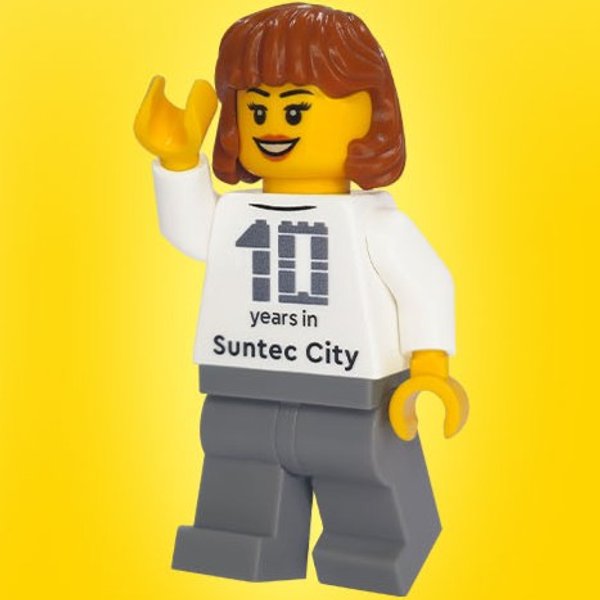 SUNTEC-2 Celebrating 10 Years at Suntec City - Female Minifigure